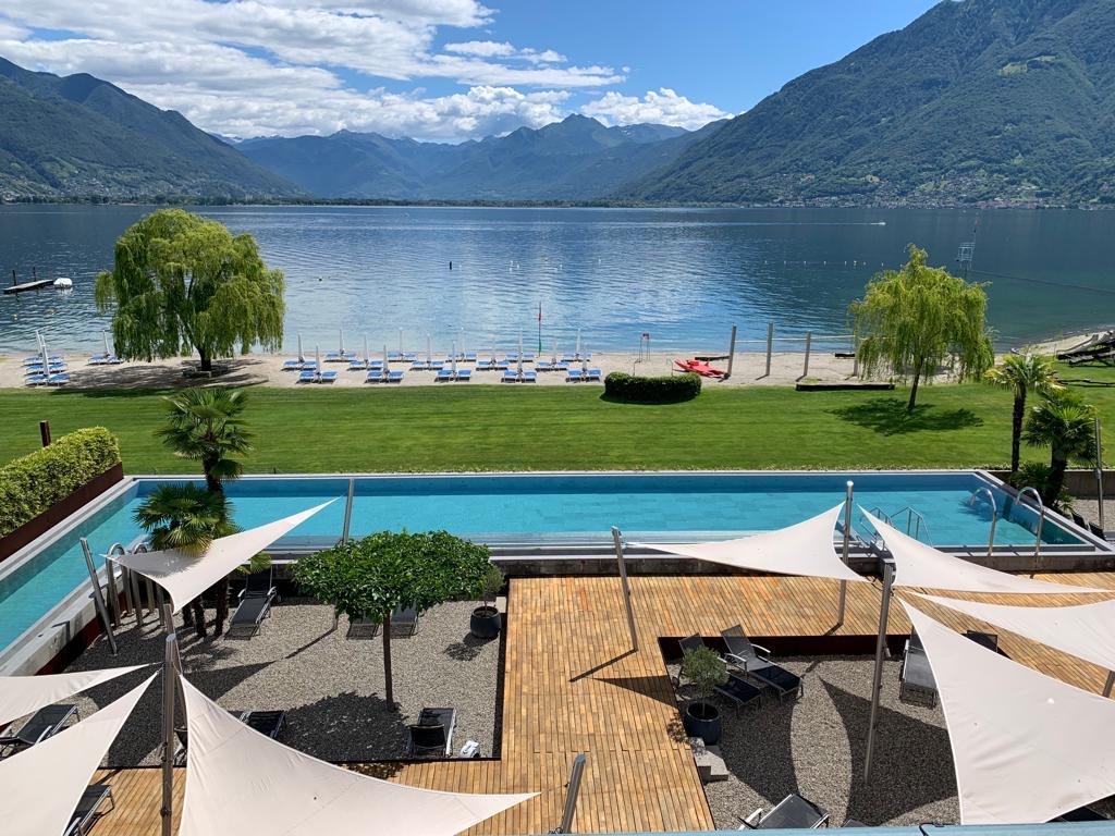 Termali Salini & Spa Locarno Lido Locarno Termali Salini & Spa Locarno Sicht auf Lago Maggiore und Berge