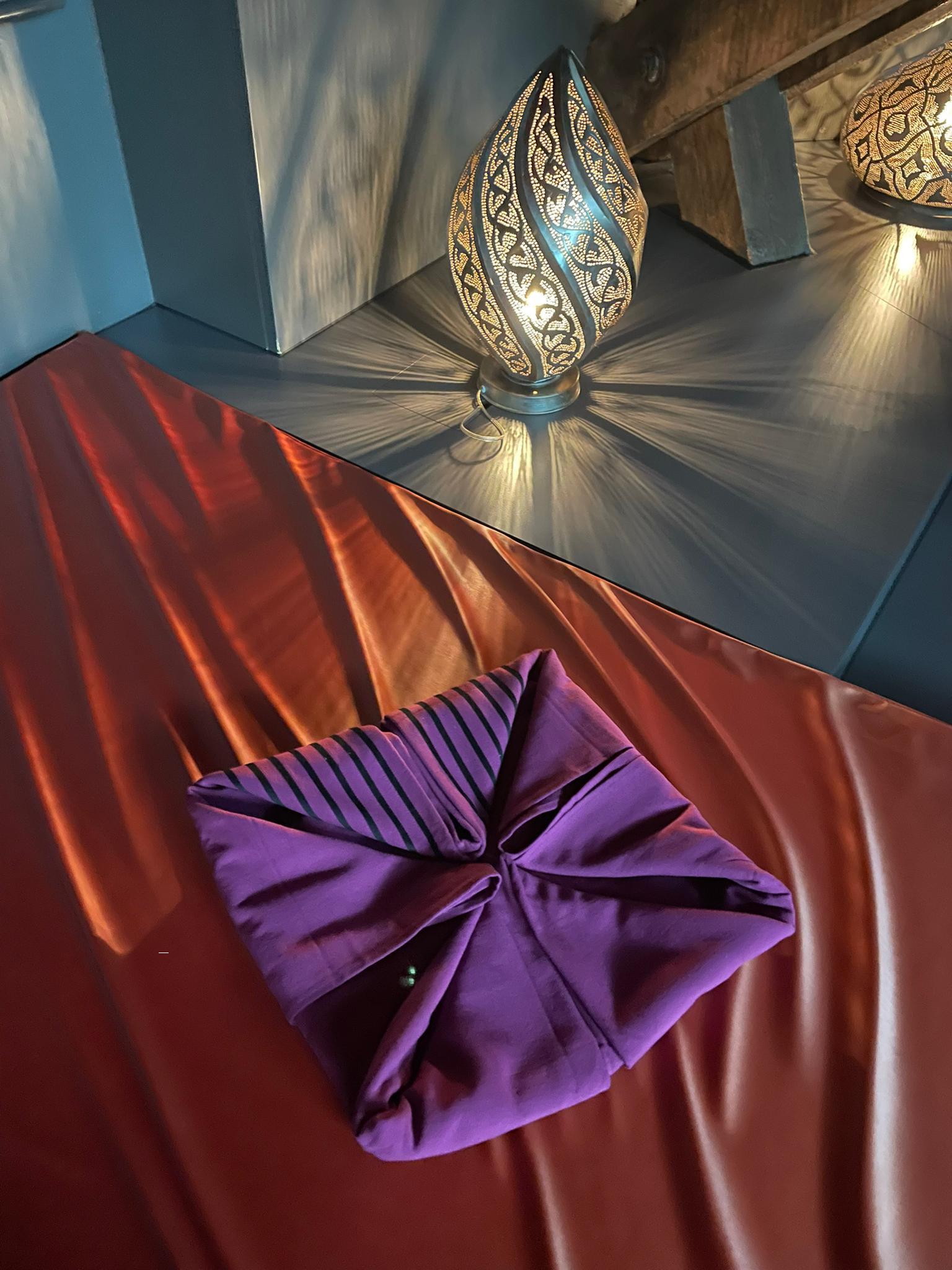 Schritt-für-Schritt Anleitung «Blume-Falten»