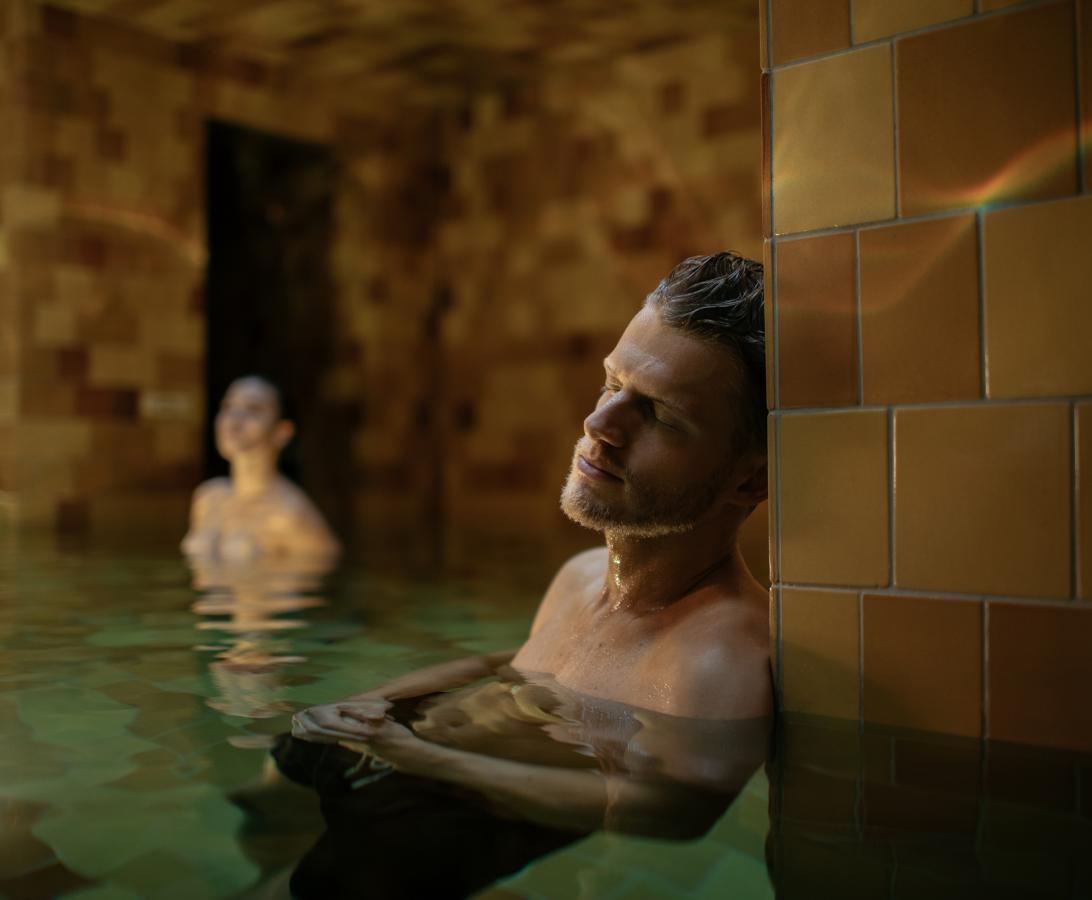 Mineralbad &amp; Spa Samedan Jahresabonnement Baderitual Samedaner Einheimische