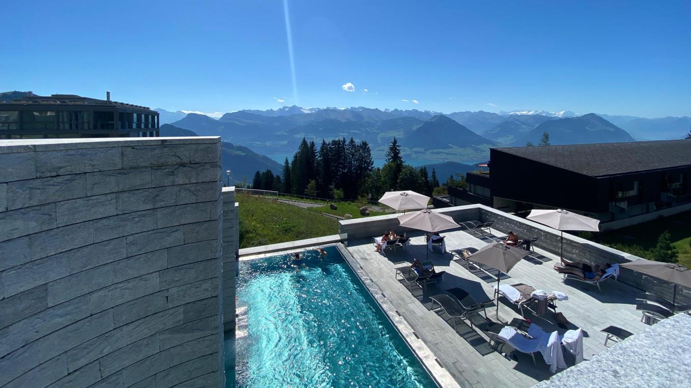 Mineralbad &amp; Spa Rigi Kaltbad Aussenbad Sommer