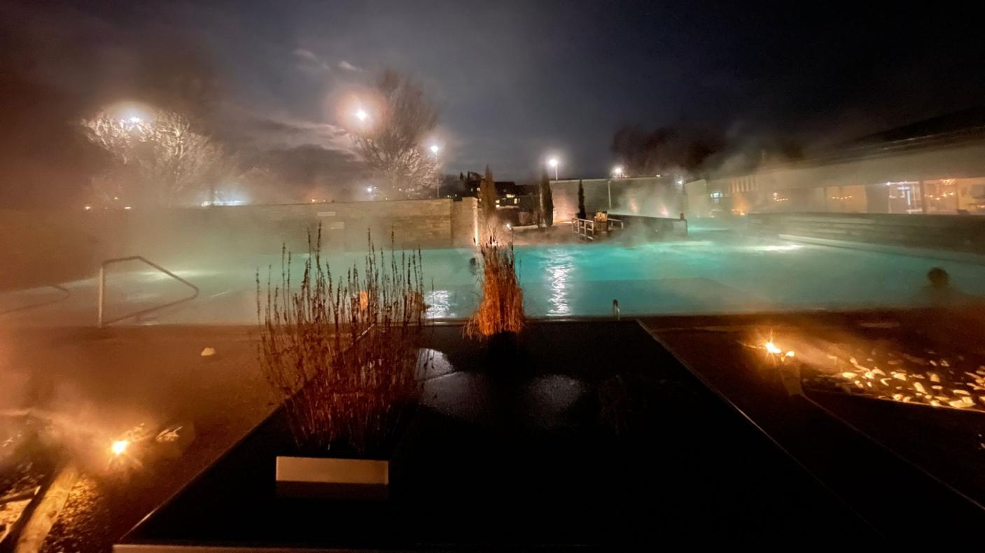 Vollmondbaden im Solbad & Spa Schönbühl
